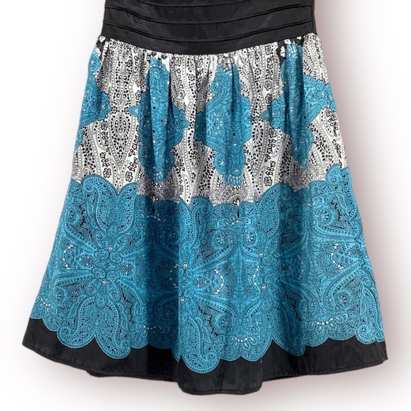 STUDIO Y STRAPLESS DRESS - Picture 4 of 14